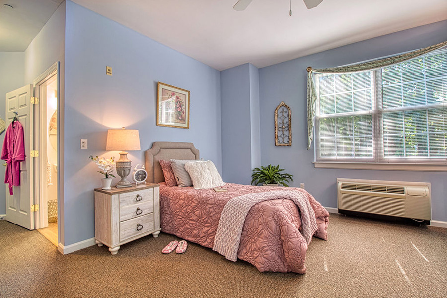 Boutique residential assisted living bed room at Abbey Manor in Elkton MD