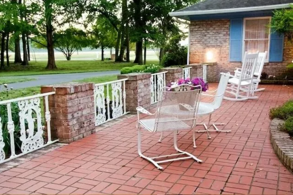 senior living community near me